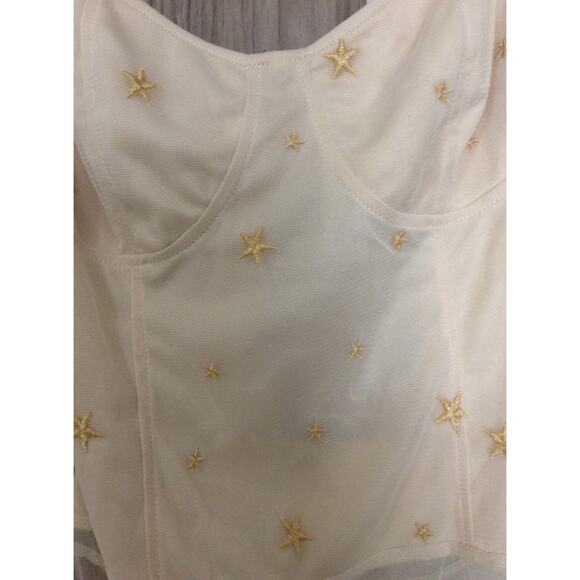 NWT Le Lis Small cream and gold star bodysuit - Picture 3 of 4